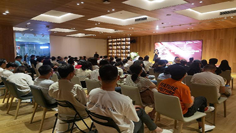 k��Ǯ��֮��Я�ְ�����ƽ��Ƽ�������&ldquo;��Ӣ���ֲ�&rdquo;