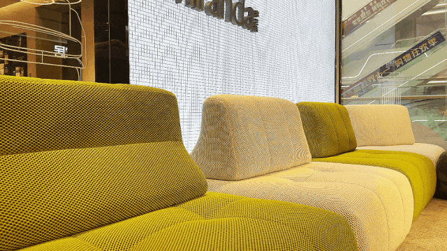 1701742977447541.gif 640-13.gif