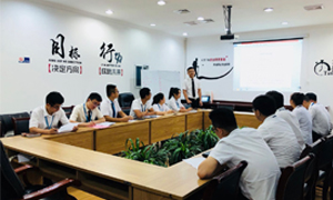 k��Ǯ��֮�Ұ��շֹ�˾���ϵ�ҵ������˴��ƴ&mdash;�������ѵ�ǲ��������Ļ�ʯ