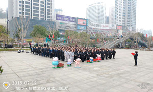 �������´�����ʨ����ƽ��k��Ǯ��֮��ʮ�ߵ�����ź죡